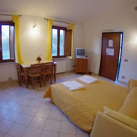 Aparthotel Oasi Del Grillo Castelnuovo Berardenga Zewnętrze zdjęcie