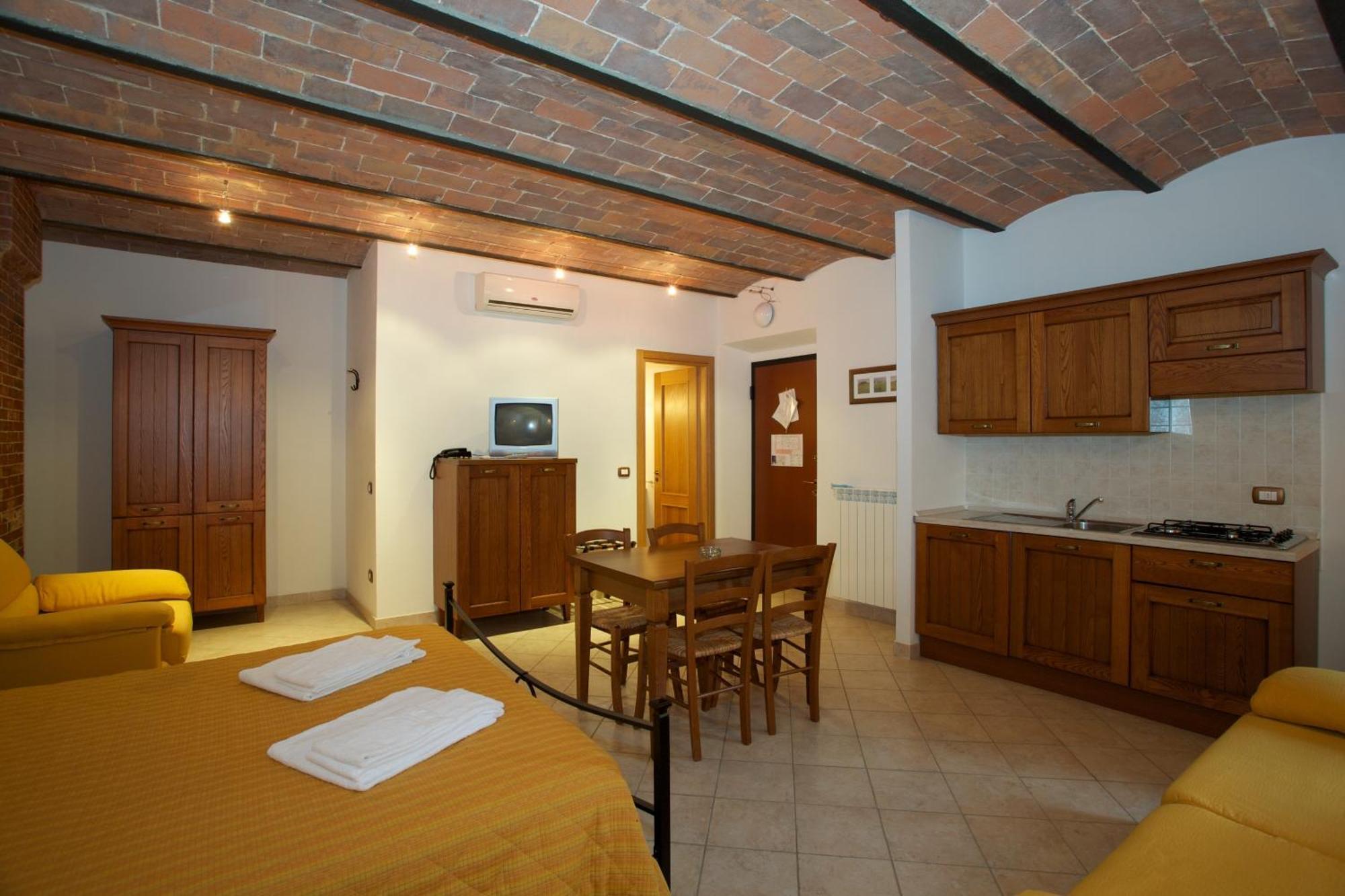 Aparthotel Oasi Del Grillo Castelnuovo Berardenga Pokój zdjęcie