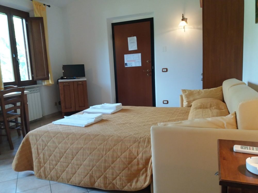 Aparthotel Oasi Del Grillo Castelnuovo Berardenga Zewnętrze zdjęcie
