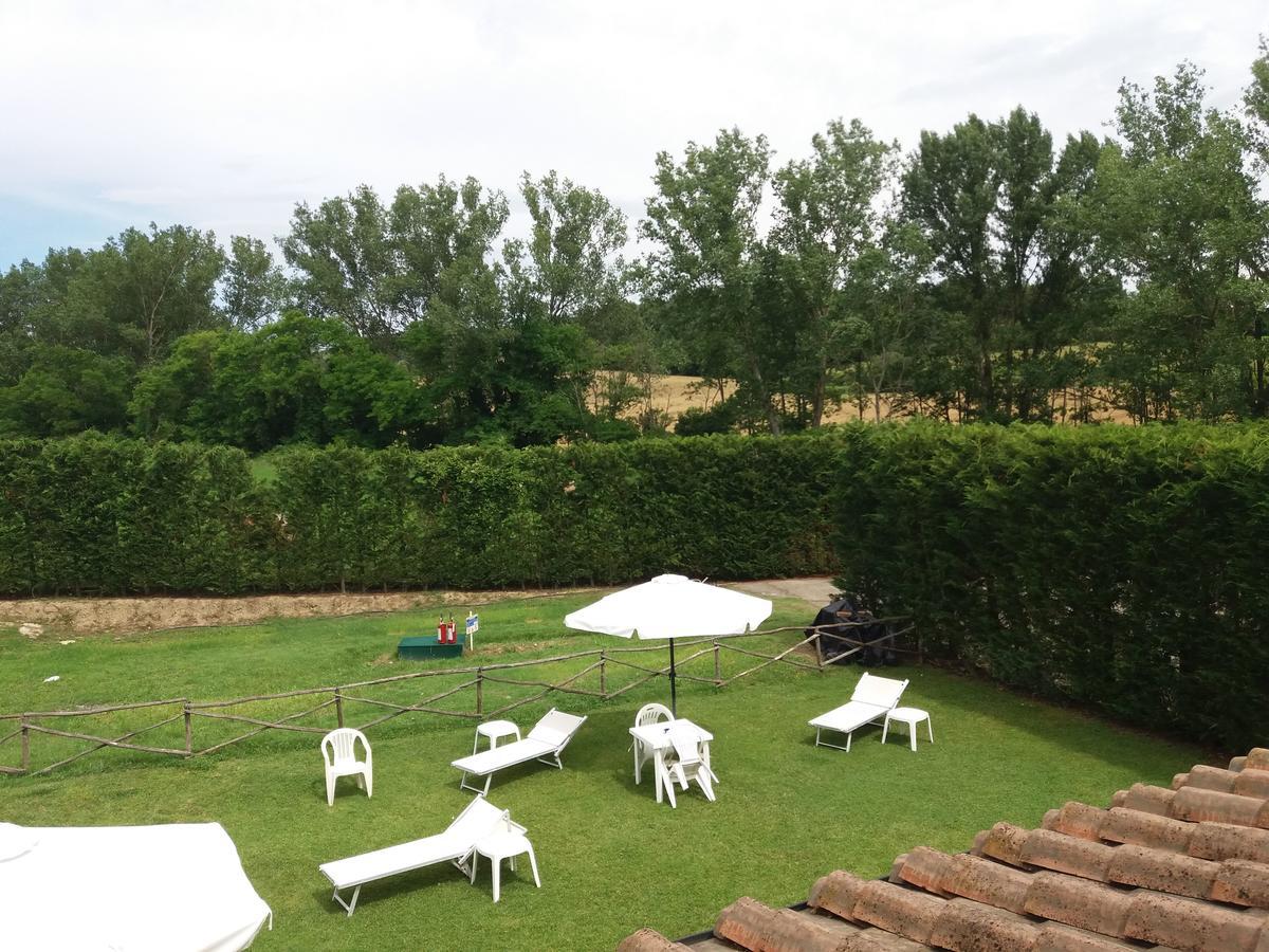 Aparthotel Oasi Del Grillo Castelnuovo Berardenga Zewnętrze zdjęcie